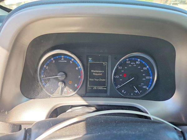 2016 TOYOTA RAV4 XLE (M Grade)