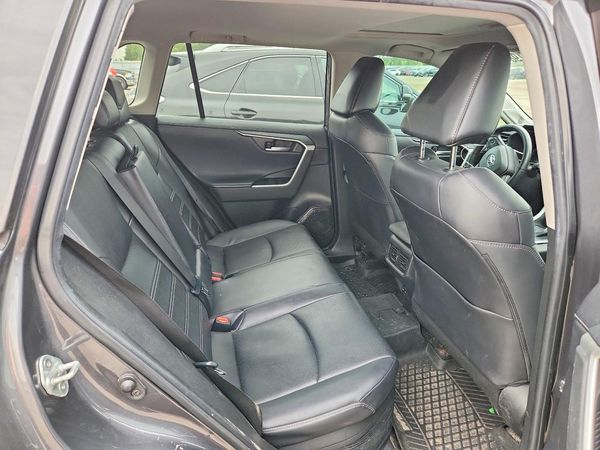 2023 TOYOTA RAV4 Limited