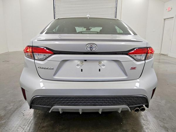 2021 TOYOTA COROLLA SE, CVT