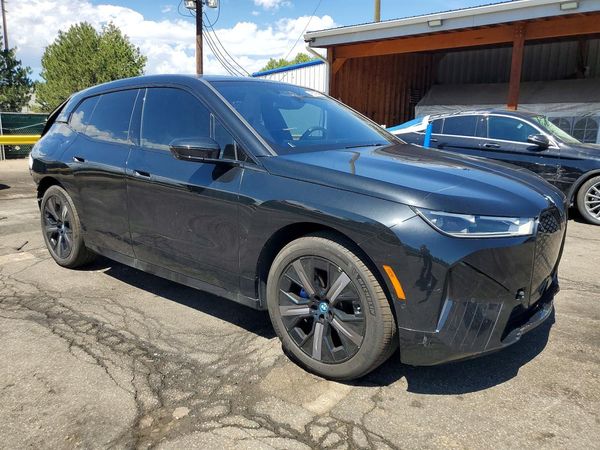 2024 BMW IX