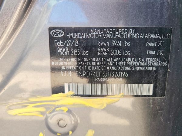 2018 HYUNDAI ELANTRA SE