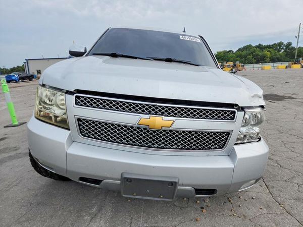 2013 CHEVROLET TAHOE
