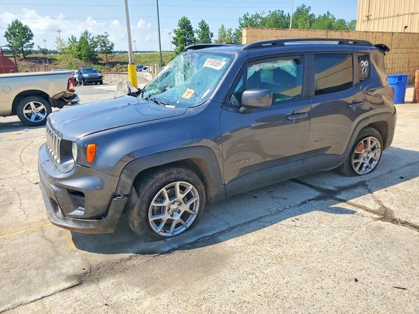 2019 JEEP RENEGADE — Front 3/4