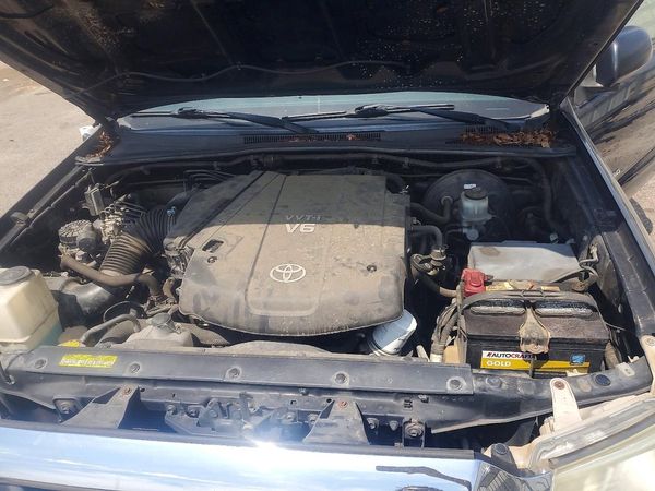 2012 TOYOTA TACOMA — Engine bay