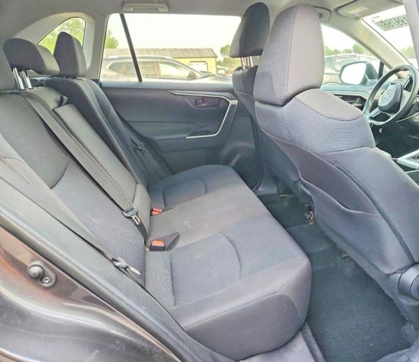 2021 TOYOTA RAV4 LE — PSRS
