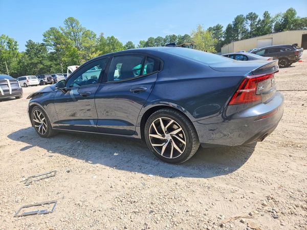 2019 VOLVO S60