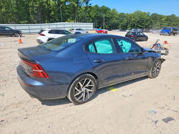 2019 VOLVO S60