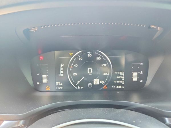 2019 VOLVO S60