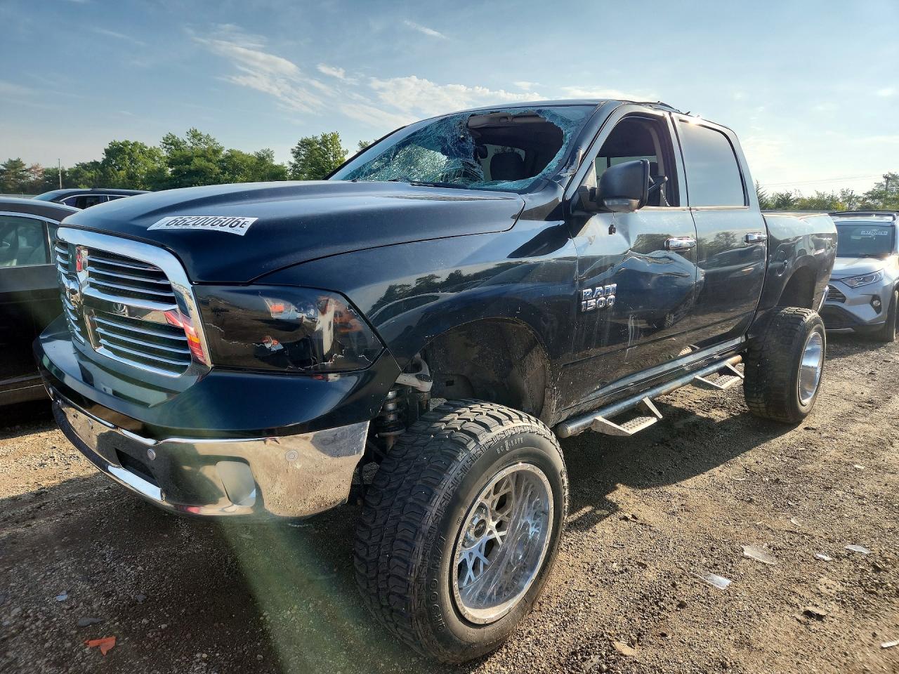 2015 RAM 1500 SLT