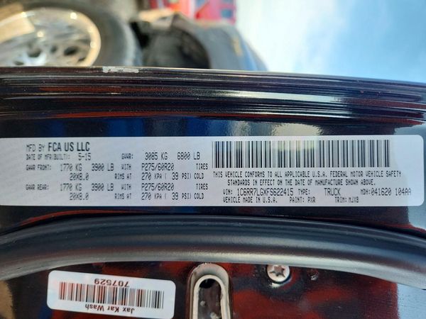 2015 RAM 1500 SLT