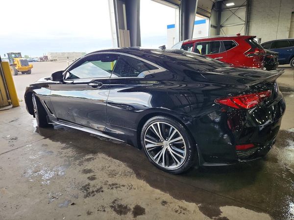 2017 INFINITI Q60