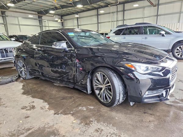 2017 INFINITI Q60