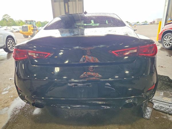 2017 INFINITI Q60