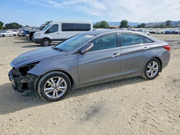 2012 HYUNDAI SONATA Middle level