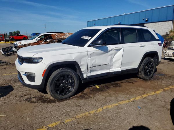 2022 JEEP GRAND CHEROKEE