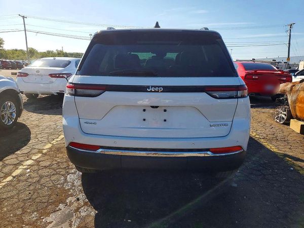 2022 JEEP GRAND CHEROKEE
