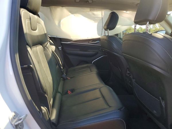 2022 JEEP GRAND CHEROKEE