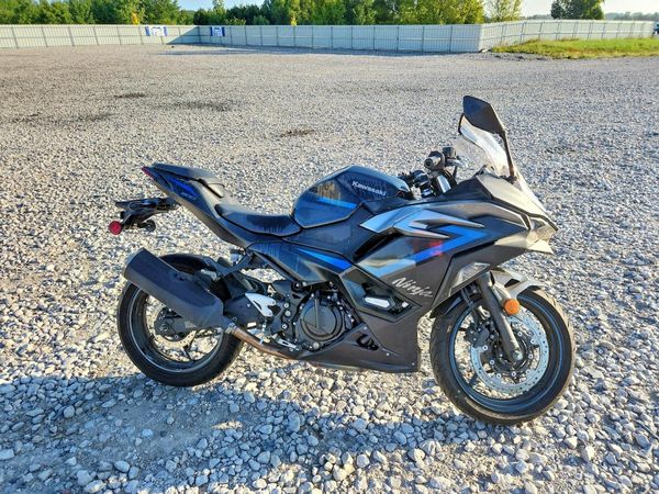 2025 KAWASAKI EX500
