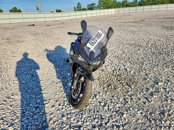 2025 KAWASAKI EX500