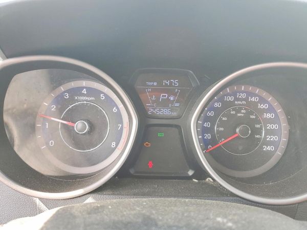 2016 HYUNDAI ELANTRA — ODOM