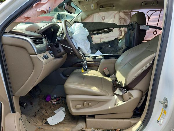 2018 CHEVROLET TAHOE LT — DENT
