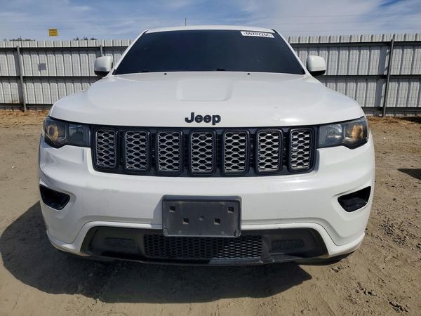 2020 JEEP GRAND CHER Laredo