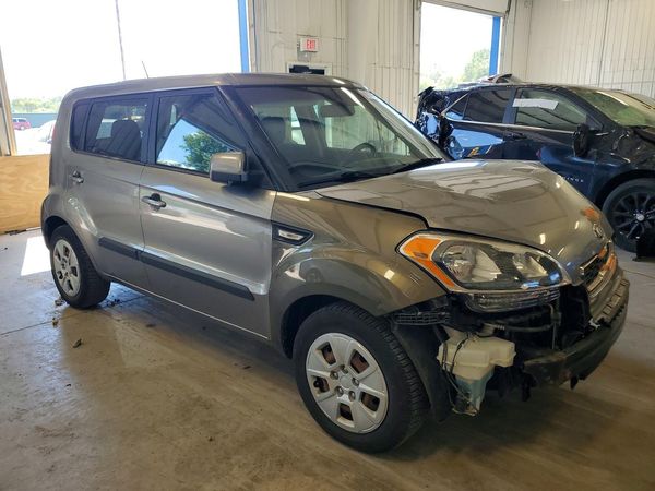 2013 KIA SOUL All Trims