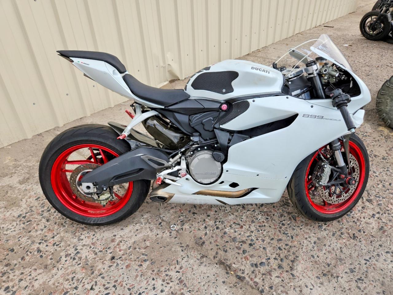 2015 DUCATI SUPERBIKE