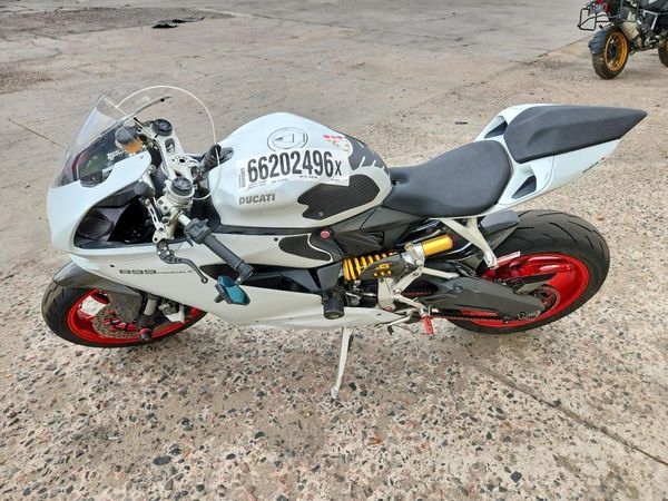 2015 DUCATI SUPERBIKE