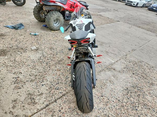 2015 DUCATI SUPERBIKE