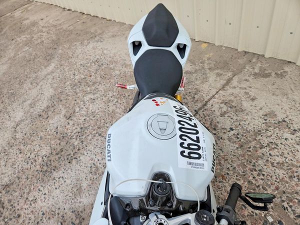 2015 DUCATI SUPERBIKE
