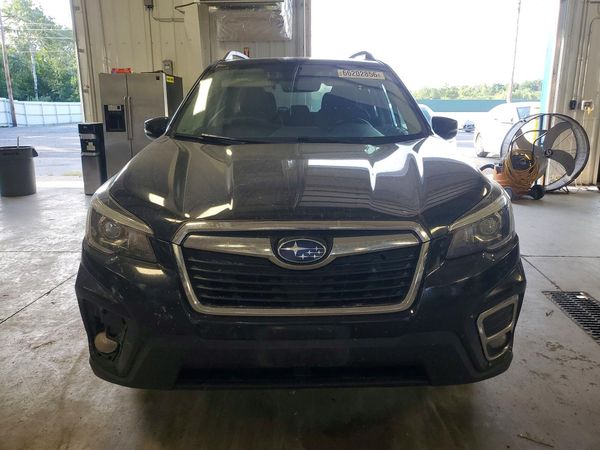 2019 SUBARU FORESTER