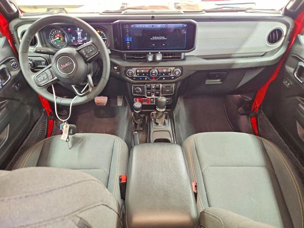 2025 JEEP WRANGLER
