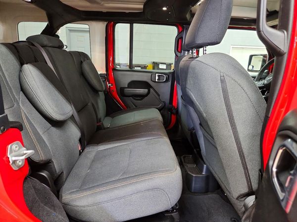 2025 JEEP WRANGLER