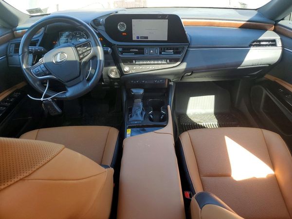 2025 LEXUS ES 350