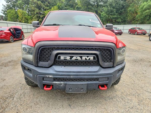 2019 RAM 1500 SLT