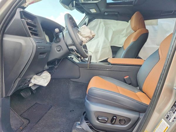 2026 LEXUS GX 550