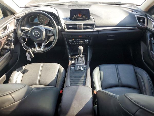 2018 MAZDA 3 Touring