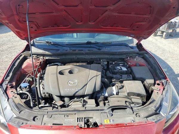 2018 MAZDA 3 Touring