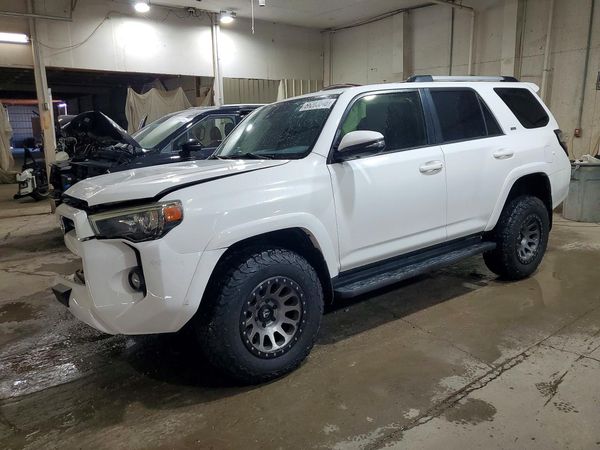 2020 TOYOTA 4RUNNER