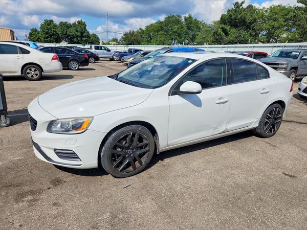 2017 VOLVO S60 Dynamic