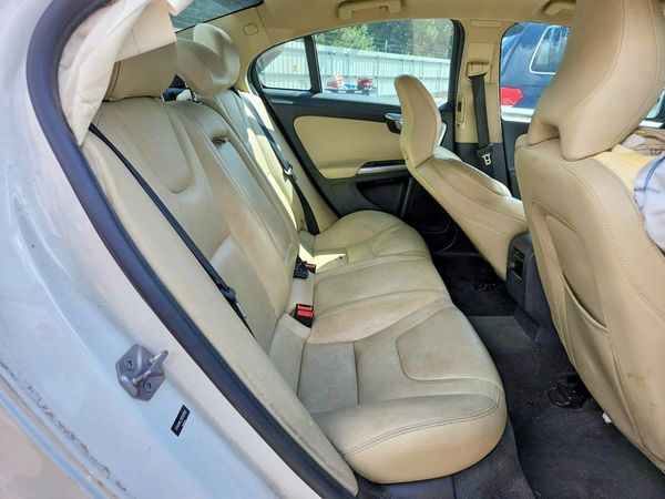 2017 VOLVO S60 Dynamic