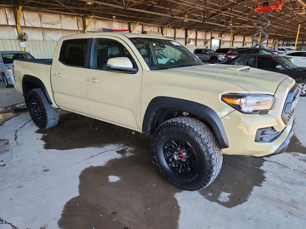 2018 TOYOTA TACOMA