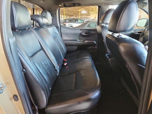 2018 TOYOTA TACOMA