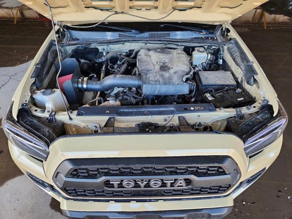 2018 TOYOTA TACOMA