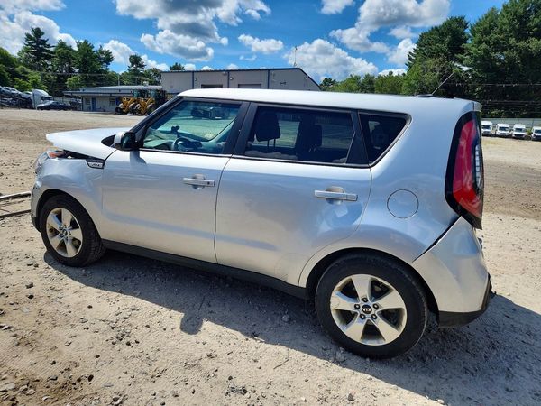 2019 KIA SOUL Base