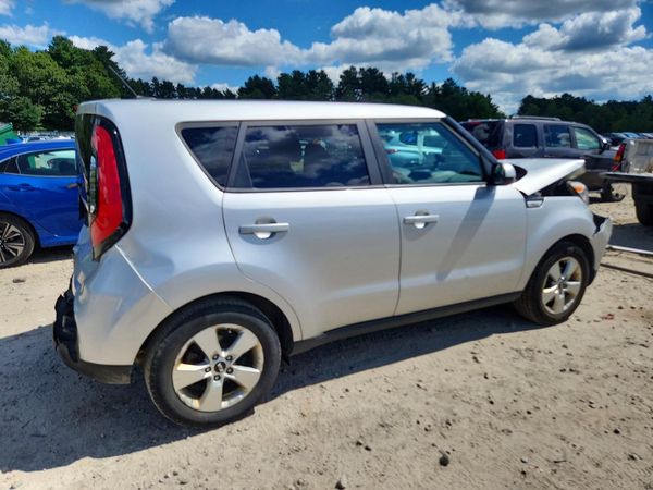 2019 KIA SOUL Base