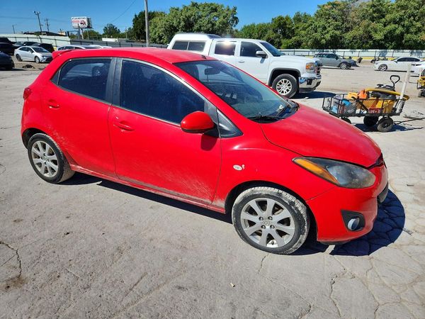 2012 MAZDA 2 Touring/GS