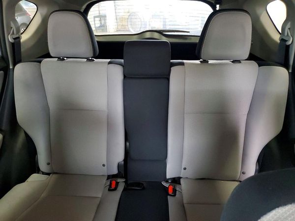 2016 TOYOTA RAV4 XLE (M Grade)