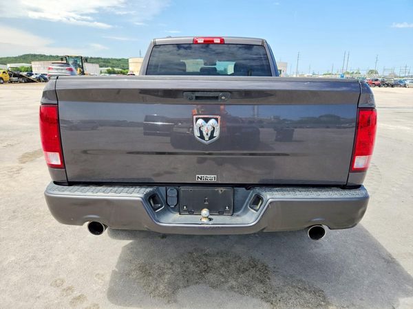 2018 RAM 1500 ST